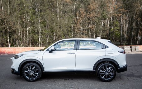 Honda Vezel, 2024 год, 3 450 000 рублей, 2 фотография