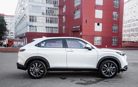 Honda Vezel, 2024 год, 3 450 000 рублей, 3 фотография