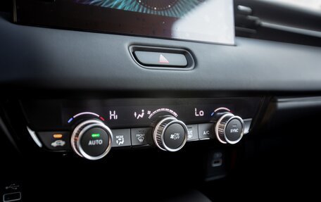 Honda Vezel, 2024 год, 3 450 000 рублей, 25 фотография