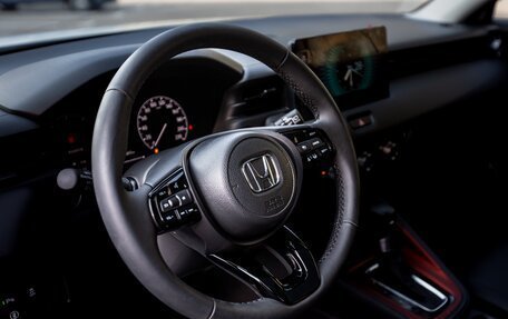 Honda Vezel, 2024 год, 3 450 000 рублей, 20 фотография