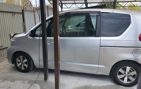 Toyota Porte II, 2009 год, 499 999 рублей, 5 фотография