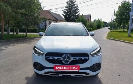 Mercedes-Benz GLA, 2020 год, 3 950 000 рублей, 3 фотография