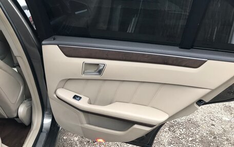 Mercedes-Benz E-Класс, 2012 год, 2 245 000 рублей, 13 фотография