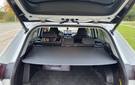 Toyota RAV4, 2020 год, 3 300 000 рублей, 5 фотография