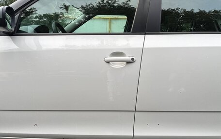 Skoda Fabia II, 2011 год, 590 000 рублей, 2 фотография