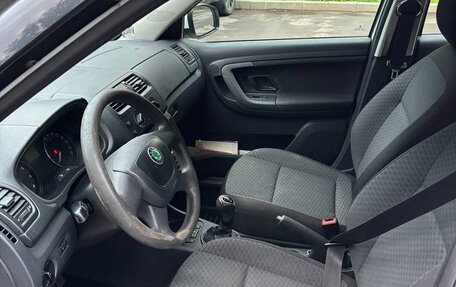 Skoda Fabia II, 2011 год, 590 000 рублей, 5 фотография