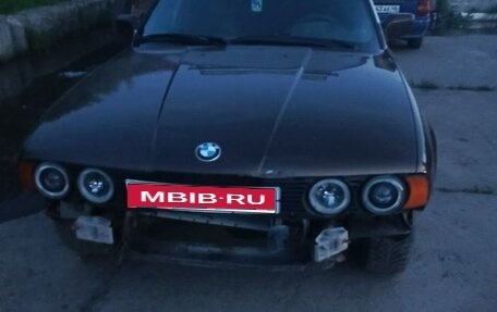 BMW 5 серия, 1990 год, 210 000 рублей, 1 фотография