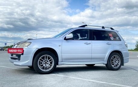 Mitsubishi Outlander III рестайлинг 3, 2005 год, 825 000 рублей, 8 фотография