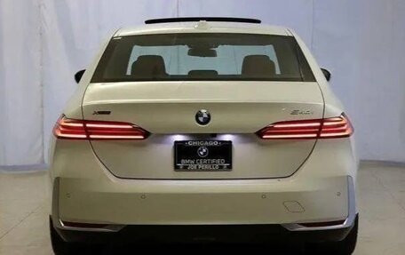 BMW 5 серия, 2025 год, 8 180 000 рублей, 4 фотография