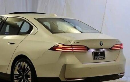 BMW 5 серия, 2025 год, 8 180 000 рублей, 3 фотография