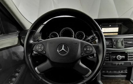 Mercedes-Benz E-Класс, 2012 год, 1 235 000 рублей, 19 фотография