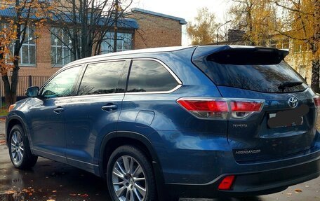 Toyota Highlander III, 2014 год, 2 800 000 рублей, 5 фотография