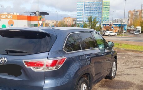 Toyota Highlander III, 2014 год, 2 800 000 рублей, 13 фотография