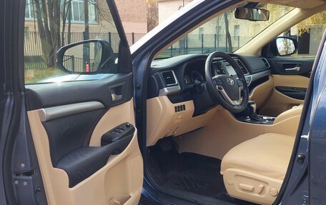 Toyota Highlander III, 2014 год, 2 800 000 рублей, 20 фотография