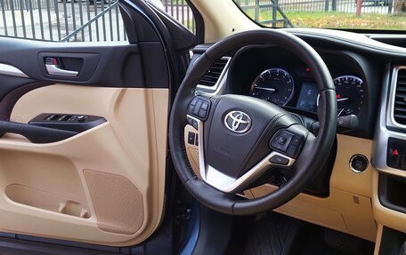 Toyota Highlander III, 2014 год, 2 800 000 рублей, 27 фотография