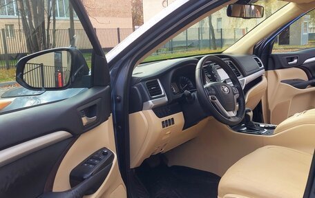 Toyota Highlander III, 2014 год, 2 800 000 рублей, 33 фотография