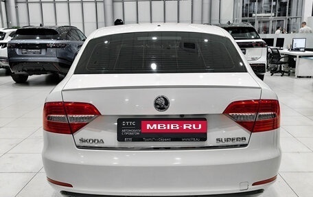 Skoda Superb III рестайлинг, 2013 год, 950 000 рублей, 7 фотография