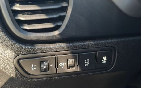 KIA Rio IV, 2021 год, 1 650 000 рублей, 8 фотография