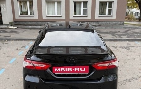 Toyota Camry, 2019 год, 2 600 000 рублей, 5 фотография