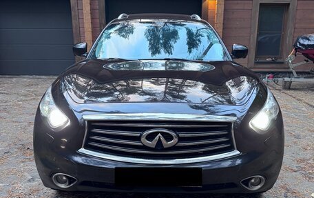 Infiniti QX70, 2013 год, 2 380 000 рублей, 2 фотография