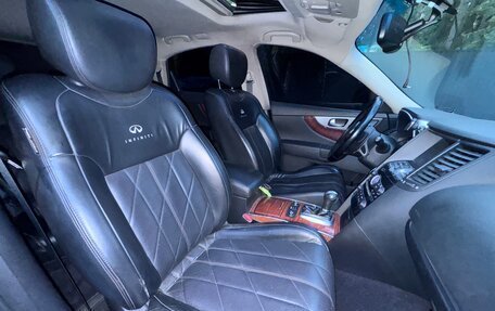 Infiniti QX70, 2013 год, 2 380 000 рублей, 9 фотография