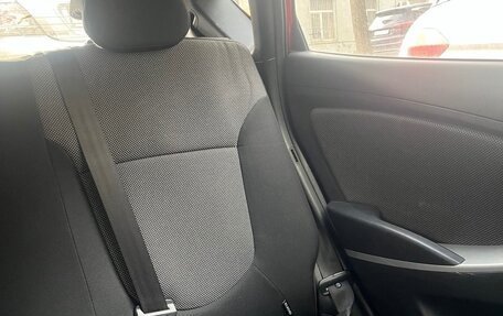 Hyundai Solaris II рестайлинг, 2013 год, 670 000 рублей, 5 фотография