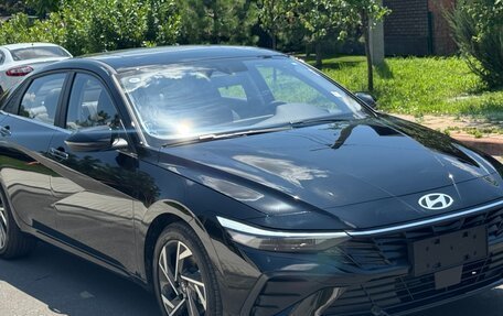 Hyundai Elantra, 2025 год, 2 100 000 рублей, 3 фотография