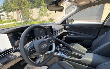 Hyundai Elantra, 2025 год, 2 100 000 рублей, 19 фотография