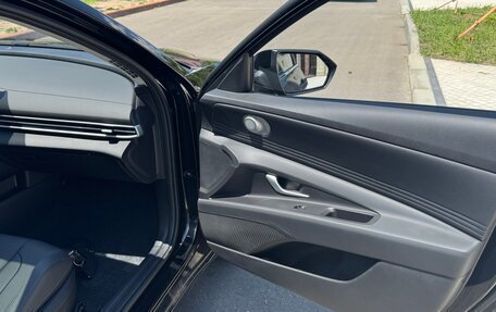 Hyundai Elantra, 2025 год, 2 100 000 рублей, 29 фотография