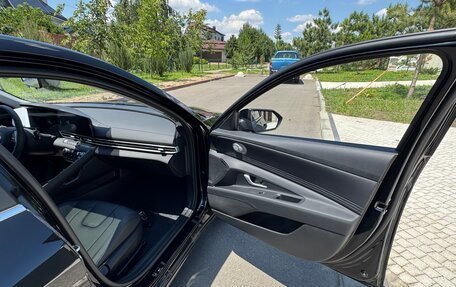Hyundai Elantra, 2025 год, 2 100 000 рублей, 28 фотография