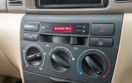 Toyota Corolla, 2001 год, 629 000 рублей, 17 фотография