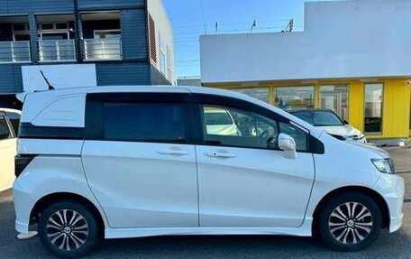 Honda Freed I, 2015 год, 829 000 рублей, 4 фотография