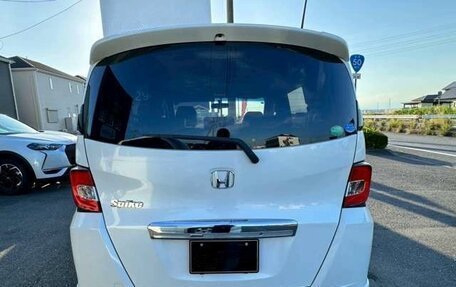 Honda Freed I, 2015 год, 829 000 рублей, 6 фотография