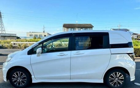 Honda Freed I, 2015 год, 829 000 рублей, 8 фотография