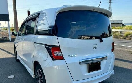 Honda Freed I, 2015 год, 829 000 рублей, 7 фотография