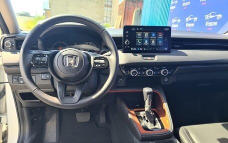 Honda Vezel, 2023 год, 2 850 000 рублей, 13 фотография