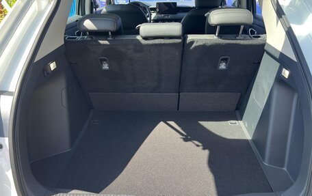 Honda Vezel, 2023 год, 2 850 000 рублей, 21 фотография