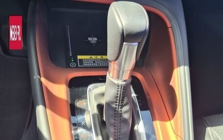 Honda Vezel, 2023 год, 2 850 000 рублей, 18 фотография