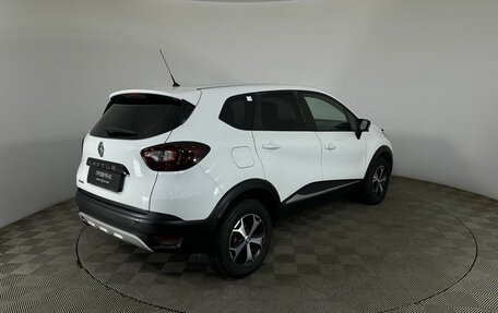 Renault Kaptur I рестайлинг, 2019 год, 1 200 000 рублей, 6 фотография