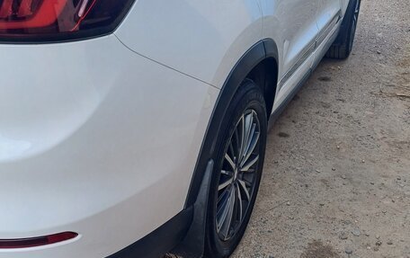 Chery Tiggo 8 Pro, 2022 год, 1 850 000 рублей, 10 фотография