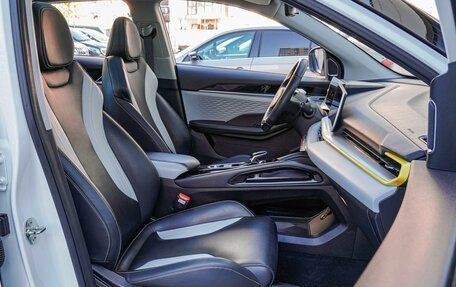 Geely Coolray I, 2023 год, 2 220 000 рублей, 8 фотография