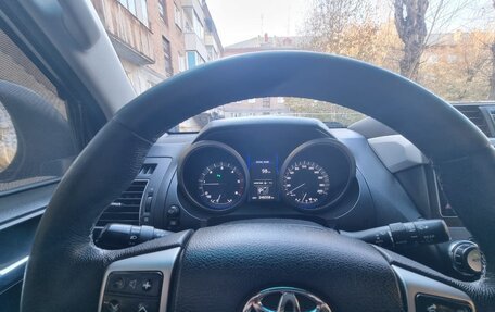 Toyota Land Cruiser Prado 150 рестайлинг 2, 2014 год, 3 270 000 рублей, 5 фотография