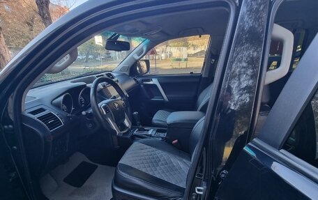 Toyota Land Cruiser Prado 150 рестайлинг 2, 2014 год, 3 270 000 рублей, 7 фотография