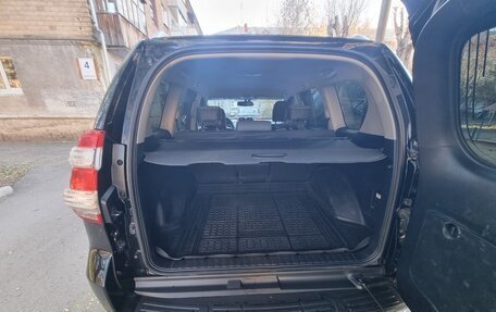 Toyota Land Cruiser Prado 150 рестайлинг 2, 2014 год, 3 270 000 рублей, 9 фотография