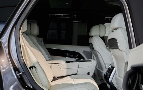 Land Rover Range Rover IV рестайлинг, 2025 год, 24 500 000 рублей, 12 фотография