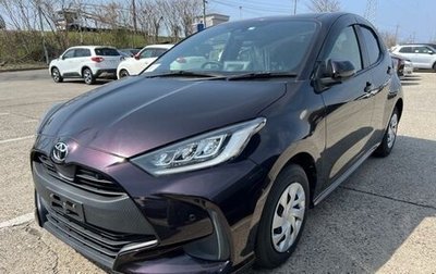 Toyota Yaris, 2022 год, 1 100 000 рублей, 1 фотография