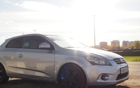 KIA cee'd I рестайлинг, 2010 год, 900 000 рублей, 9 фотография