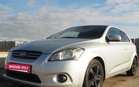 KIA cee'd I рестайлинг, 2010 год, 900 000 рублей, 12 фотография