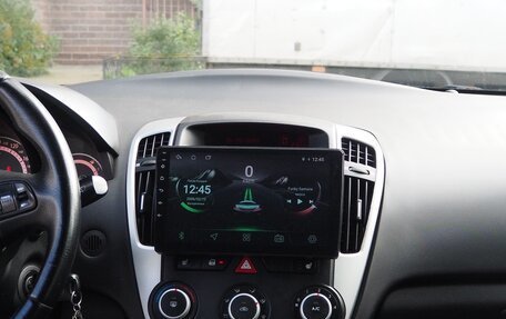 KIA cee'd I рестайлинг, 2010 год, 900 000 рублей, 21 фотография