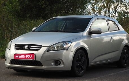 KIA cee'd I рестайлинг, 2010 год, 900 000 рублей, 13 фотография